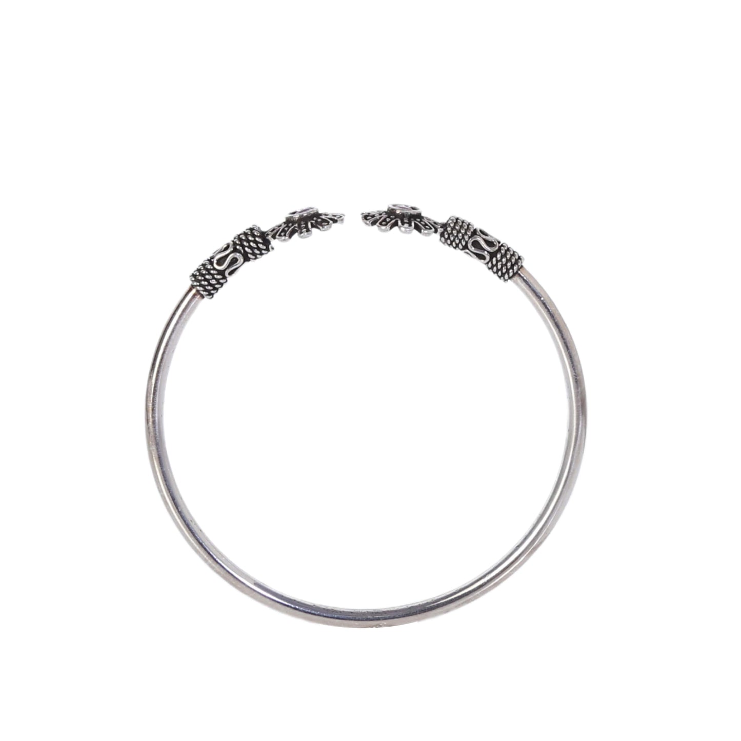 Simple Beautiful Floral Design Silver Bracelet