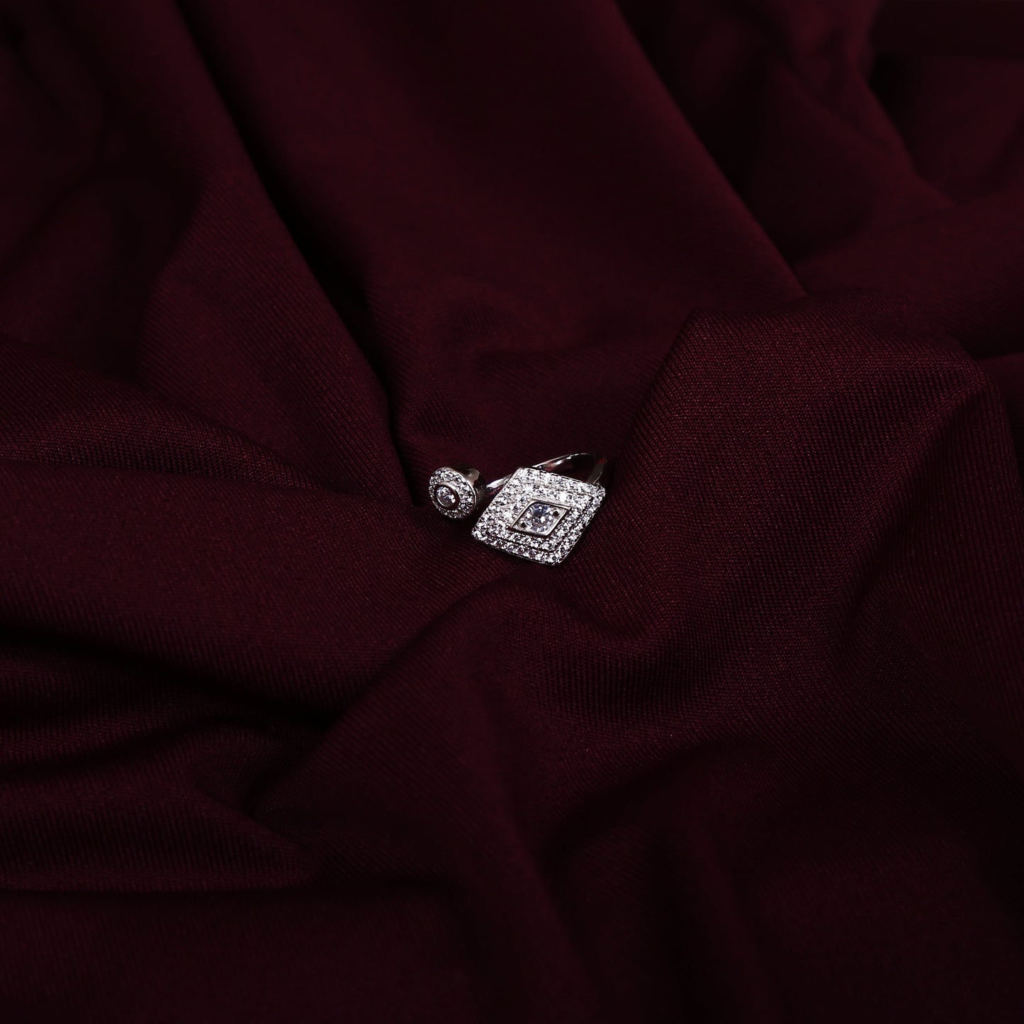 Simple And Aesthetic Zircon Ladies Ring