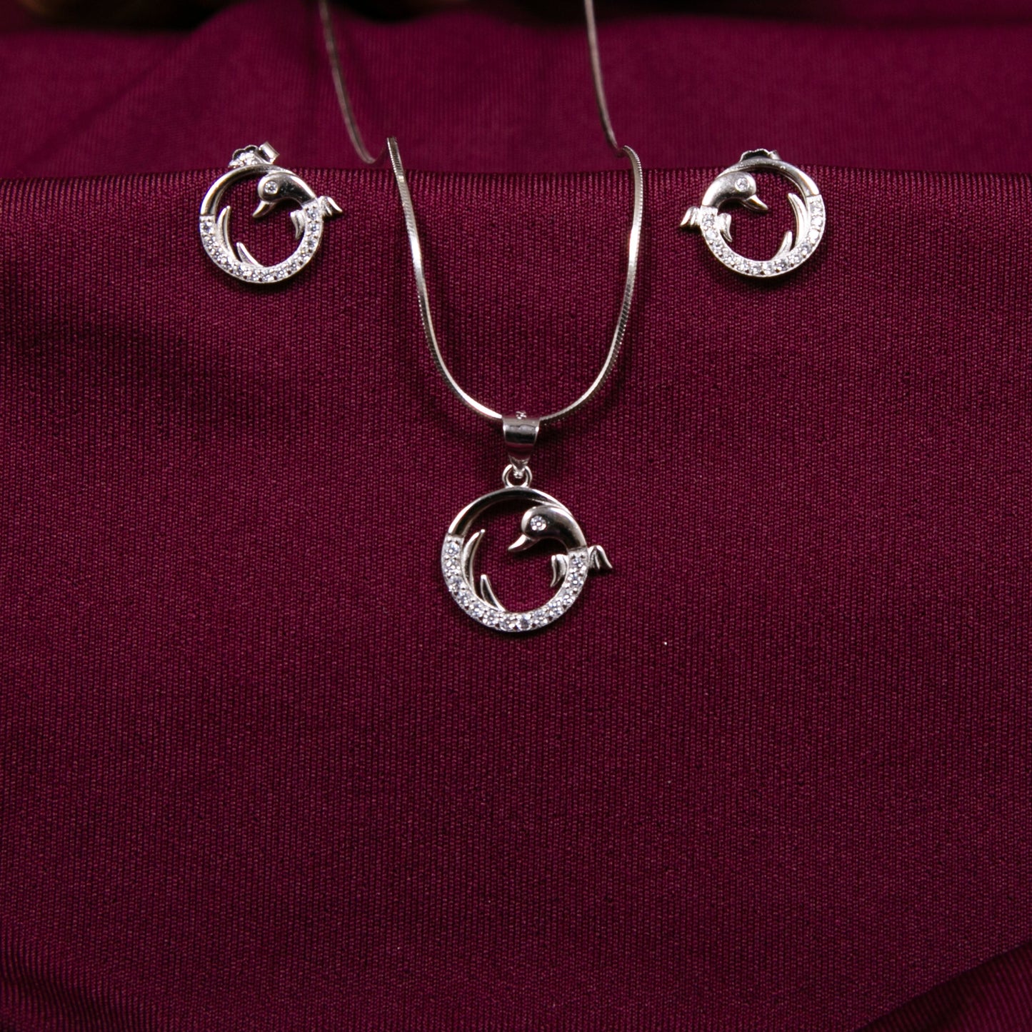 Dollfine Zircon Pendant Set