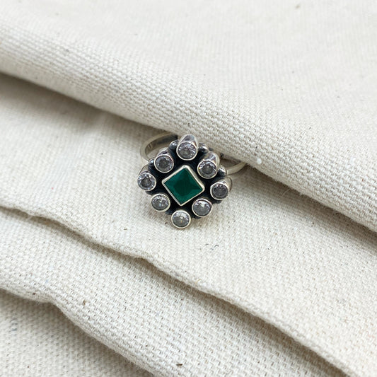 925 Silver Spring Floral Classic Green Zircon Ring