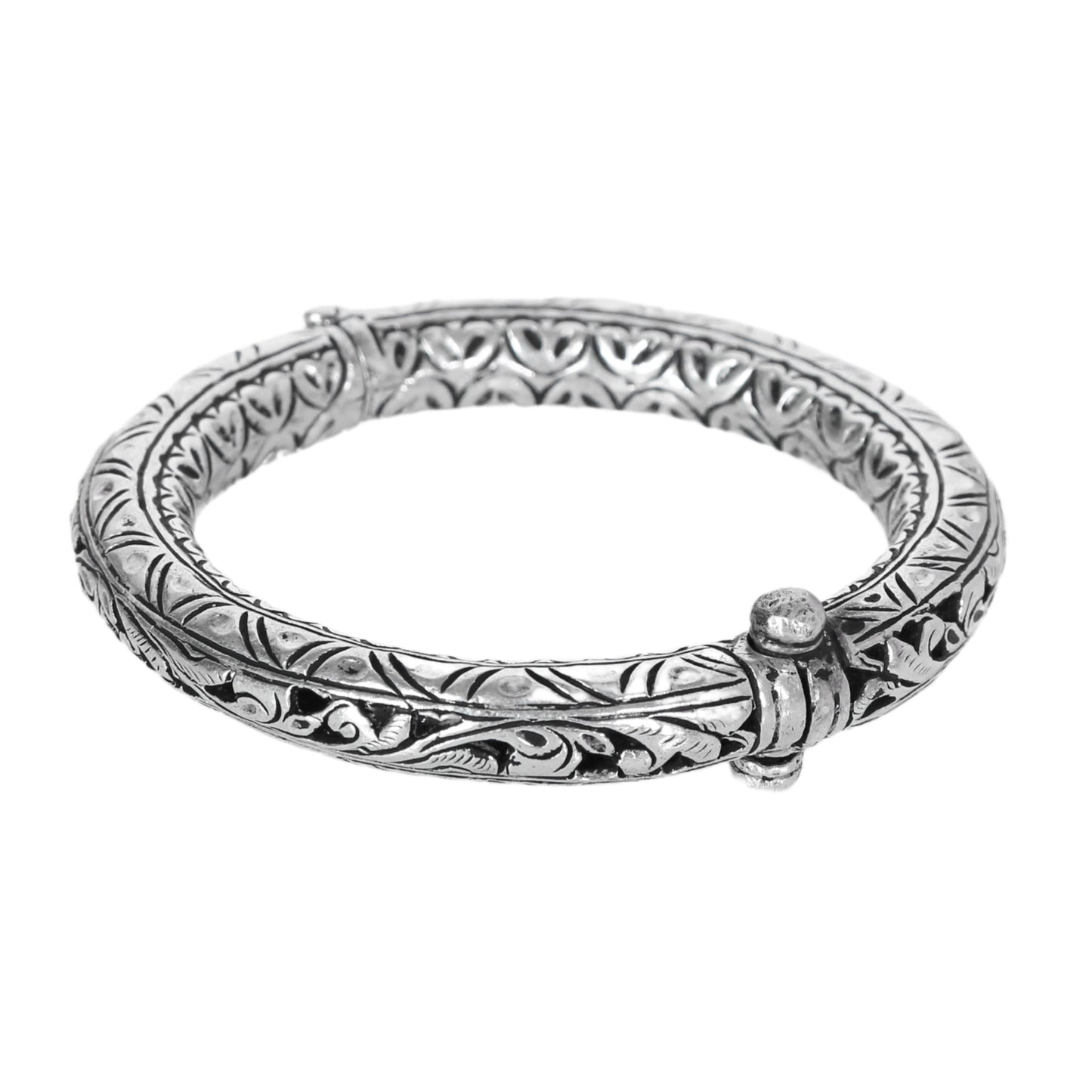 925 Silver Rava Work Floral Design Openable Bracelet