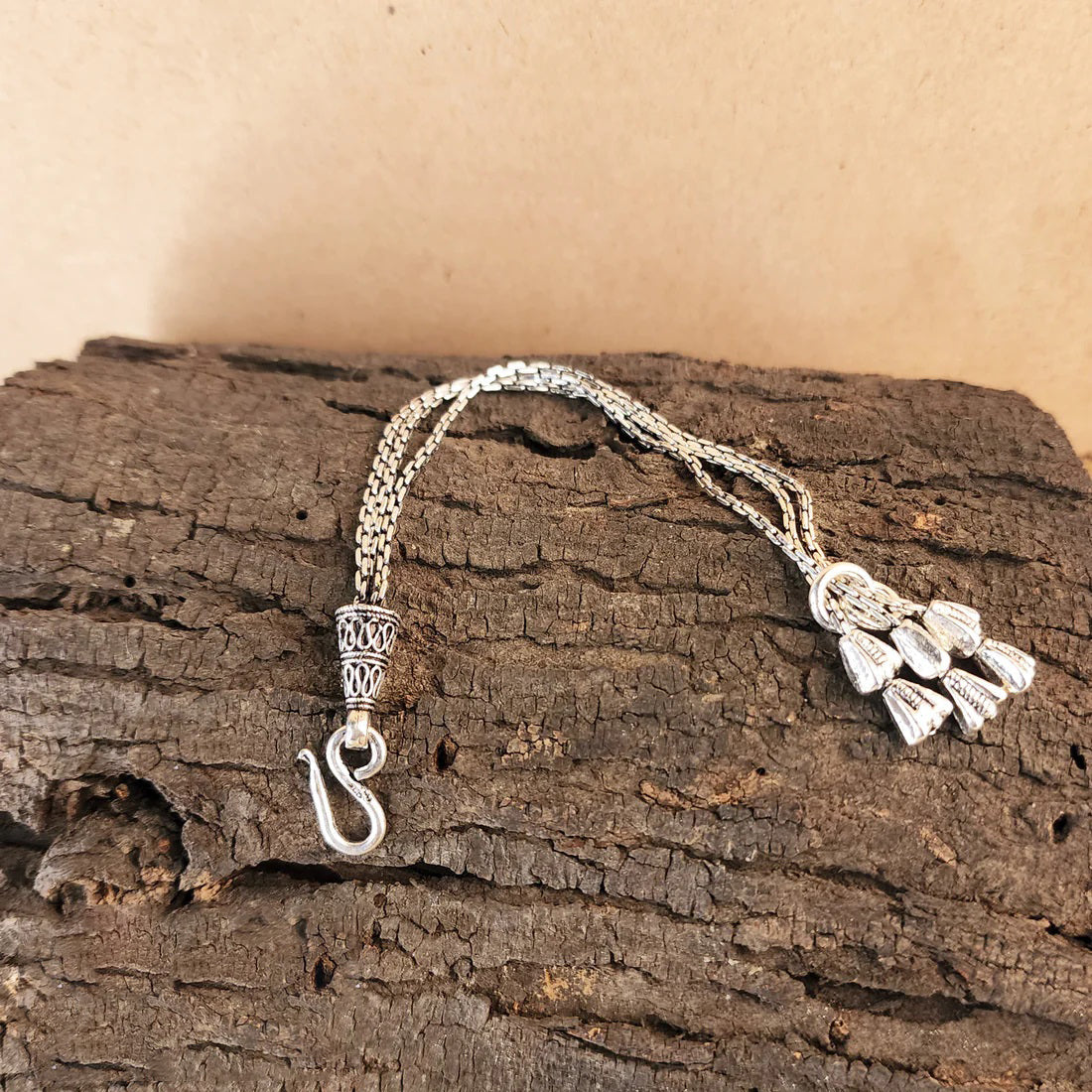 925 Silver Aplique Hanging Design Openable Bracelet