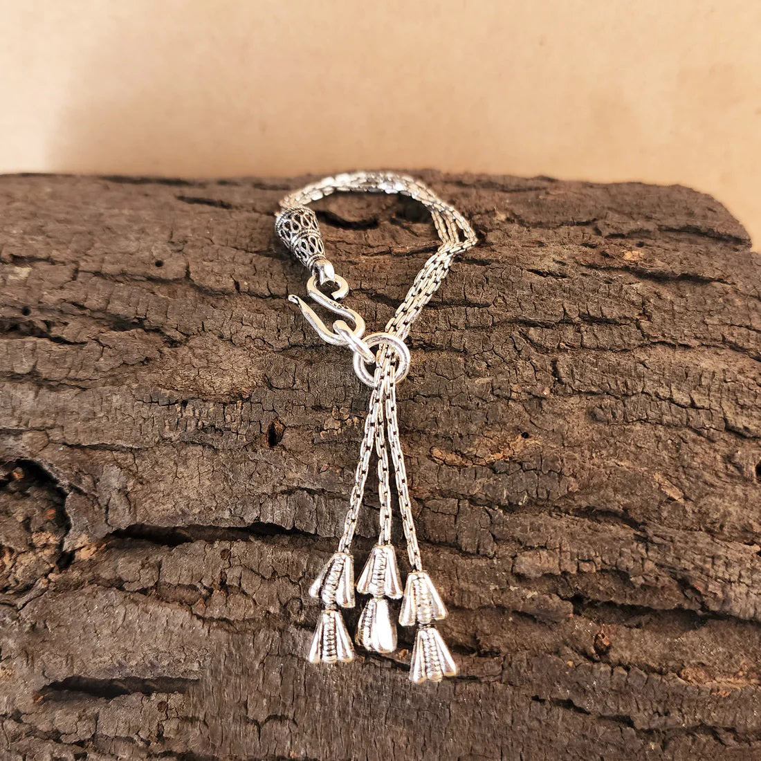 925 Silver Aplique Hanging Design Openable Bracelet