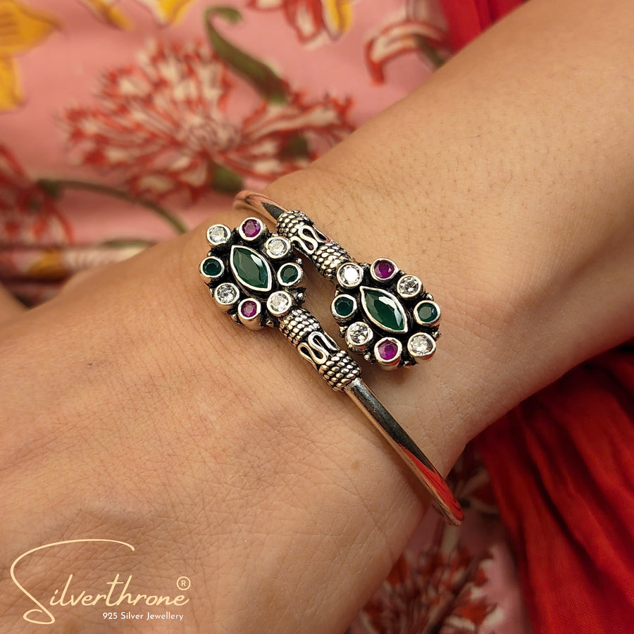 Cut Stone Kada Style Chitai Floral Silver Bracelet