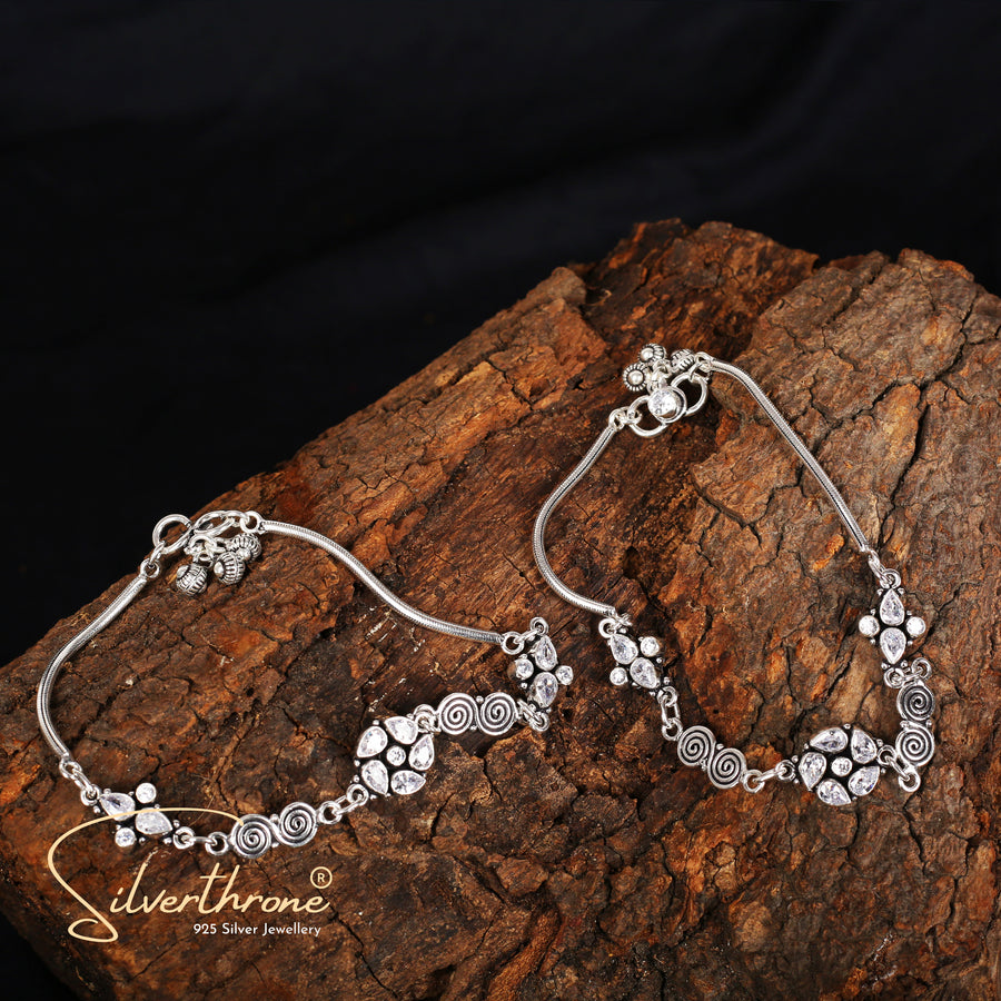 Floral Cut Stone Wire Work Anklet Pair