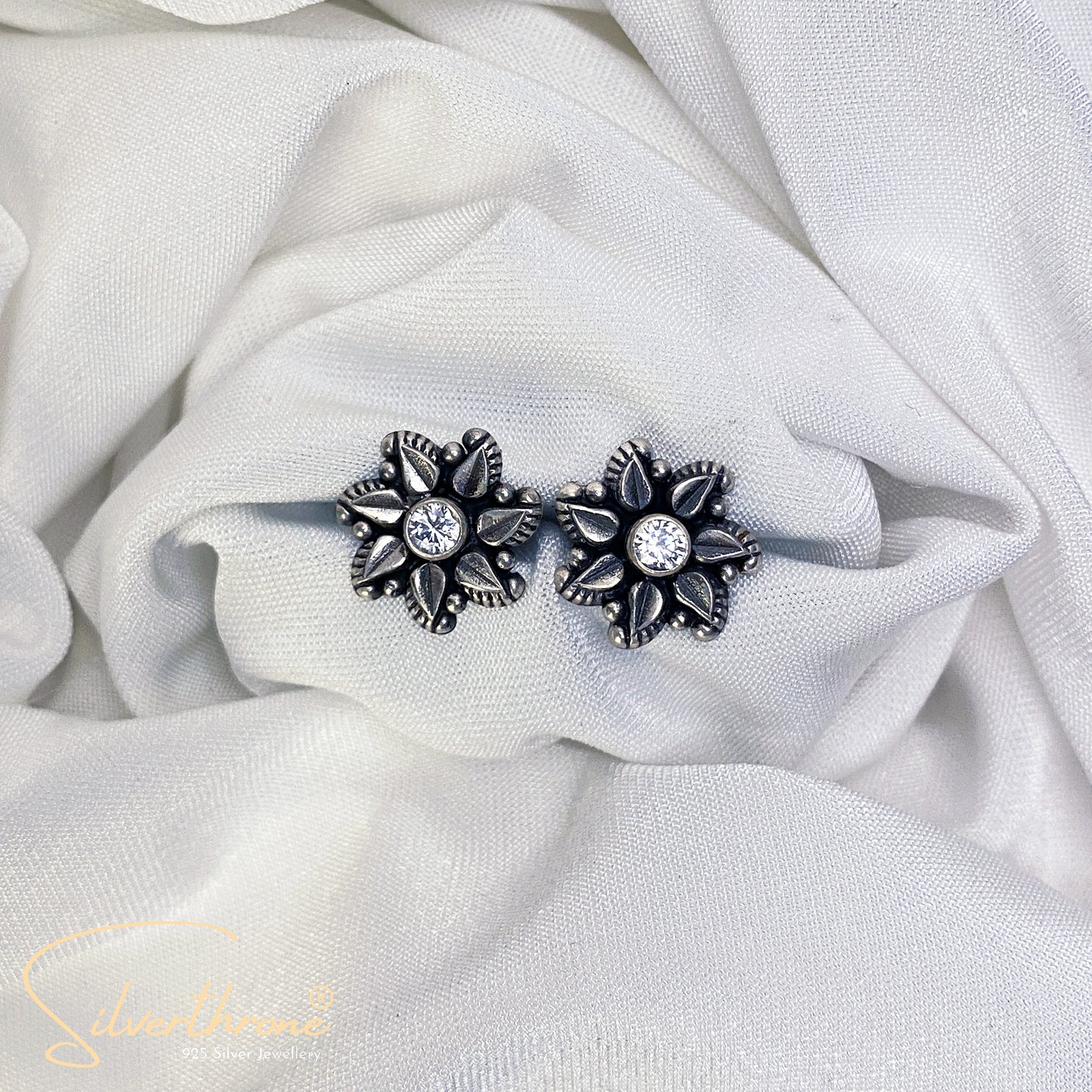 Flower Motif CZ Zircon Classic Stud Style Earrings