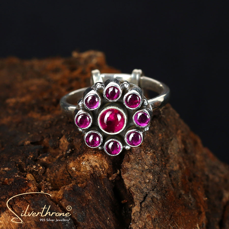 Red Stone Floral Round Cutstone Ring